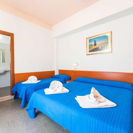 Hotel Pacific Rimini Esterno foto