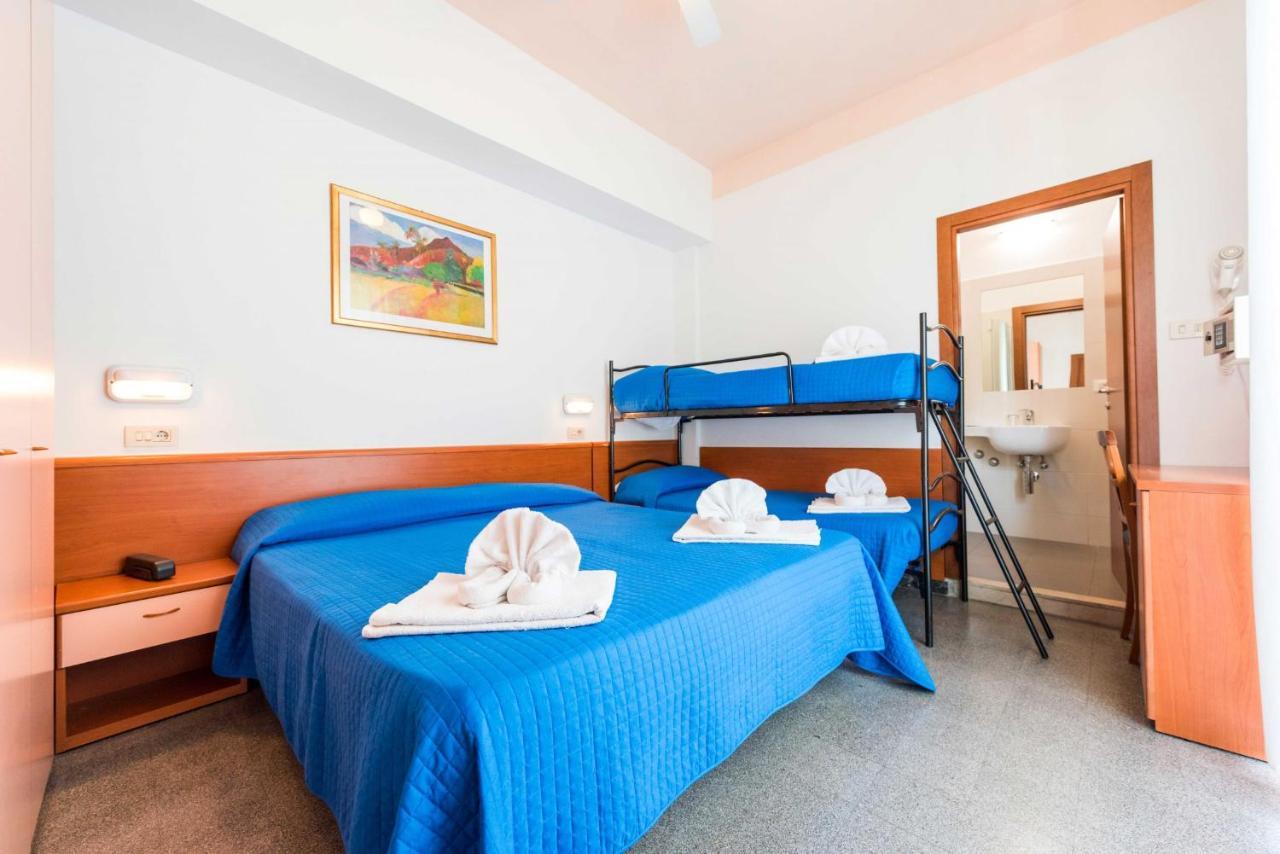 Hotel Pacific Rimini Esterno foto