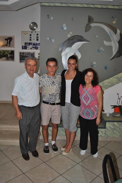 Hotel Pacific Rimini Esterno foto